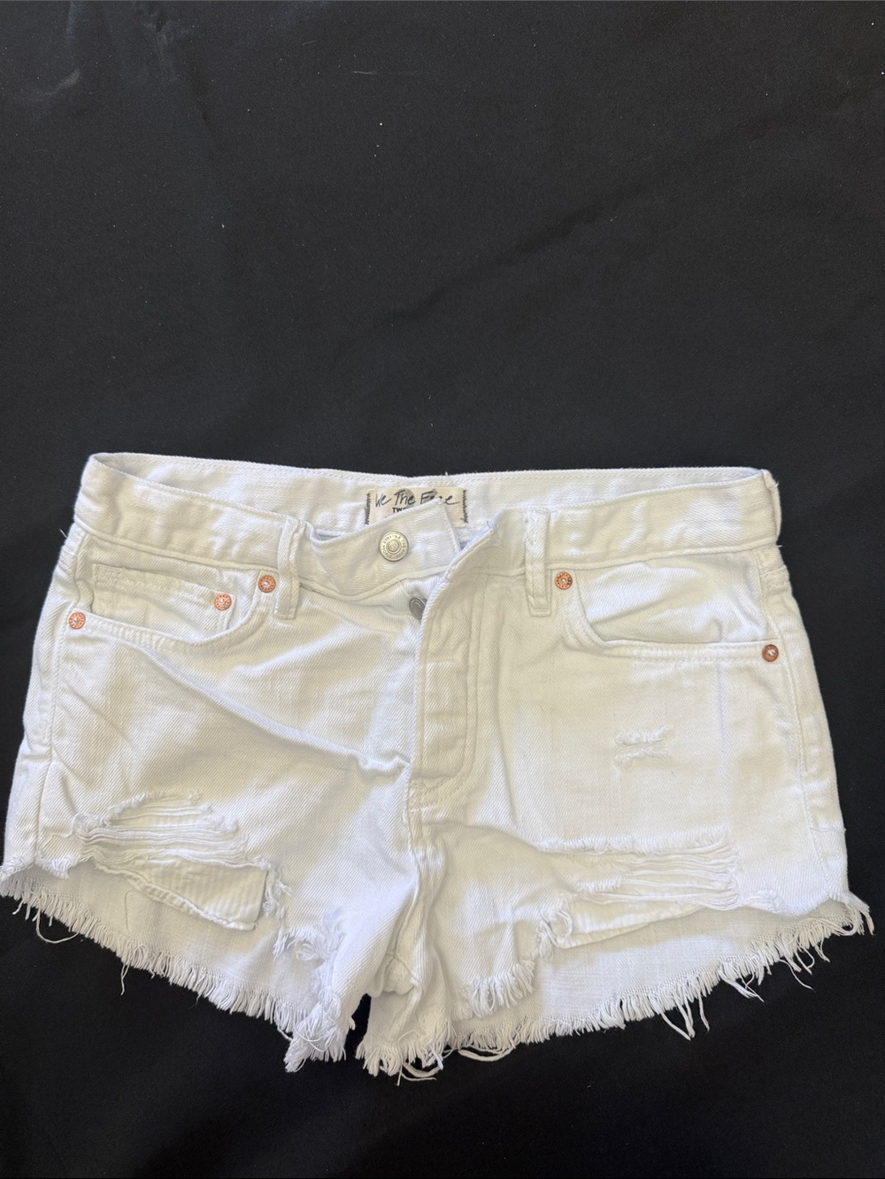 Free people We The Free White Distressed Denim Cutoff Shorts size 25 great shape